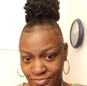 Meet your Posher, April